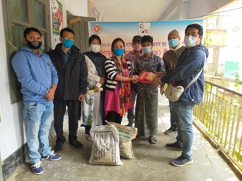 কৃষকদের মাঝে বিনামূল্যে বোরো হাইব্রিড বীজ বিতরণ
