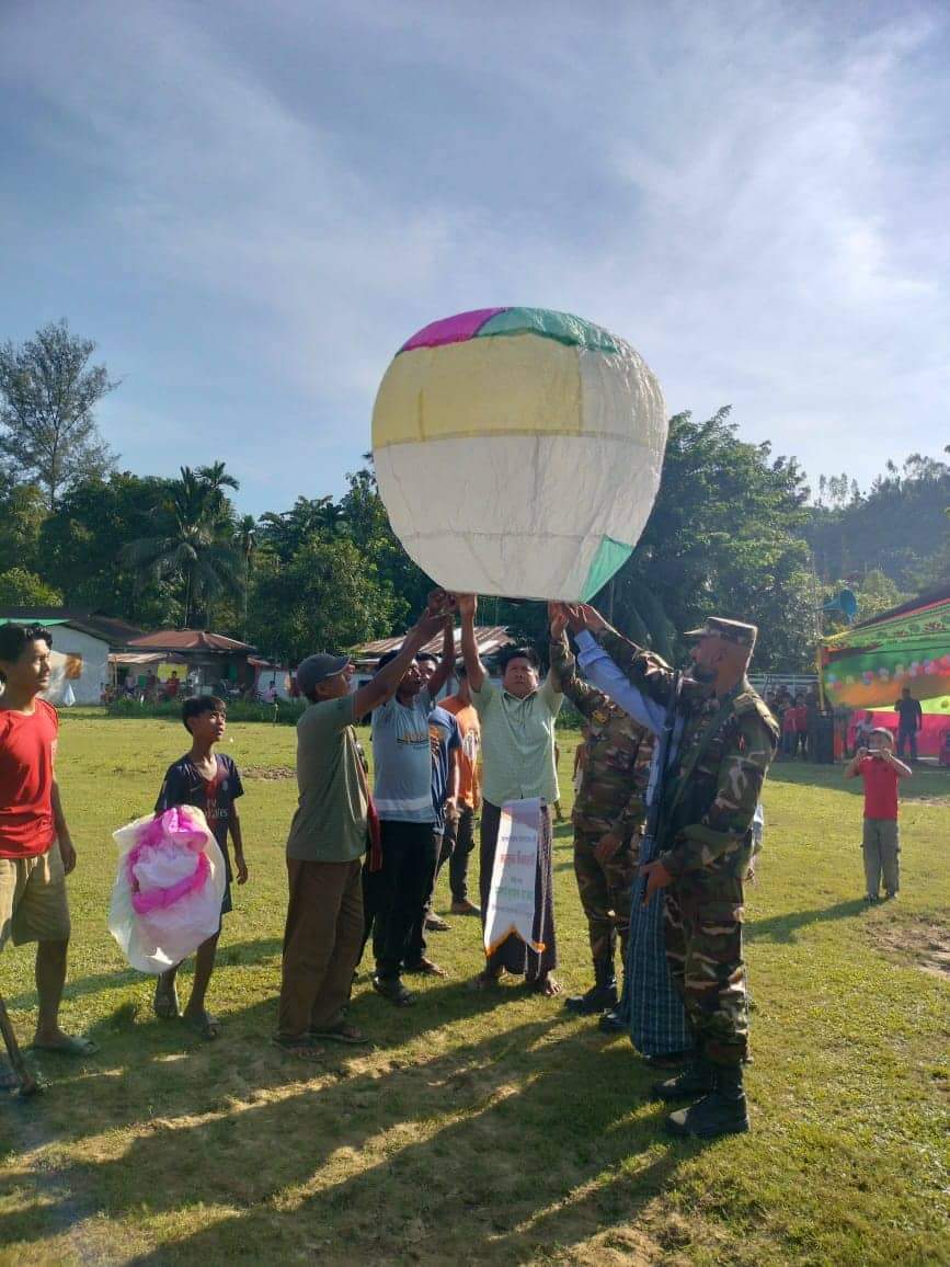 বান্দরবানে মাহা ওয়াগ্যেই পোয়ে ফুটবল টুর্ণামেন্টের উদ্বোধন