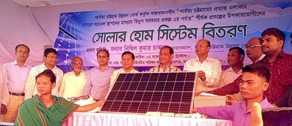 দূর্গম অঞ্চলে  বিদ্যুৎ পৌঁছতে নিরলস ভাবে কাজ করেছে সরকার ; নিখিল কুমার 