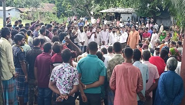 খাগড়াছড়িতে বন্যার্তদের ত্রাণ সহায়তায় বিএনপির মানবিক উদ্যোগ