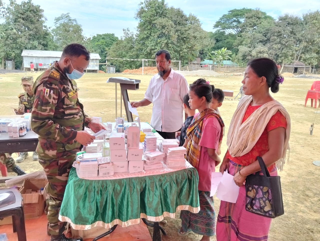 বিলাইছড়িতে সেনাবাহিনীর উদ্যোগে ফ্রি মেডিকেল ক্যাম্প ও প্রিতি ভলিবল টুর্নামেন্টের আয়োজন