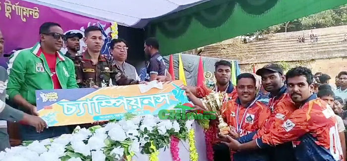 আইকনিক ক্রিকেট টূর্নামেন্টের জমজমাট ফাইনাল 