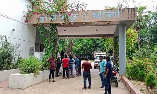 গরু নিয়ে ঝগড়ার জেরে রামগড়ে সংঘর্ষ; নিহত-১ 