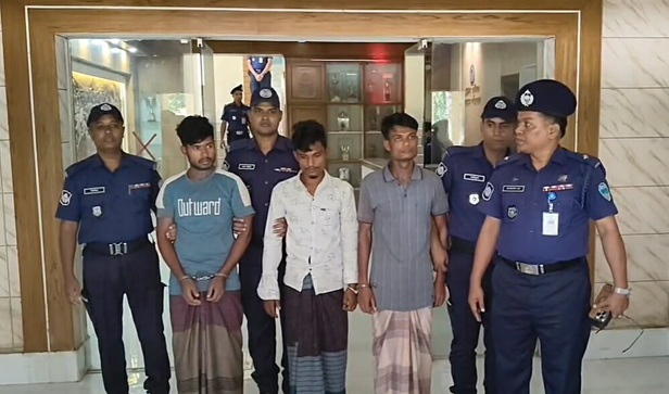 বান্দরবানে চাঞ্চল্যকর পৃথক দুই হত্যাকান্ডের ঘটনায় গ্রেপ্তার-৪