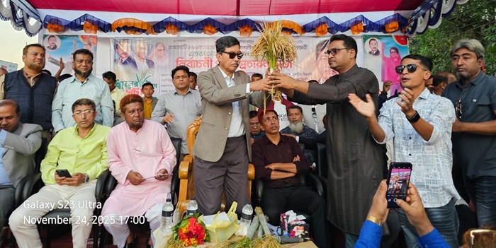 আধুনিক বাংলাদেশ বিনির্মানে তারেক জিয়ার হাতকে শক্তিশালী করার আহবান দীপেন দেওয়ানের