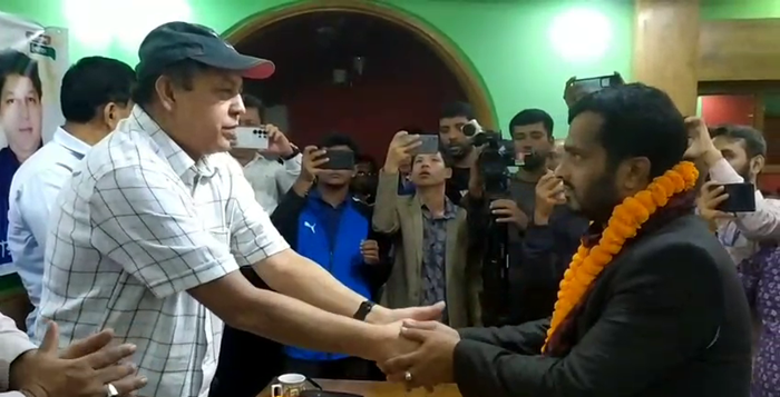 জামায়াত-শিবিরের ১৯ নেতাকর্মীর বিএনপিতে যোগদান