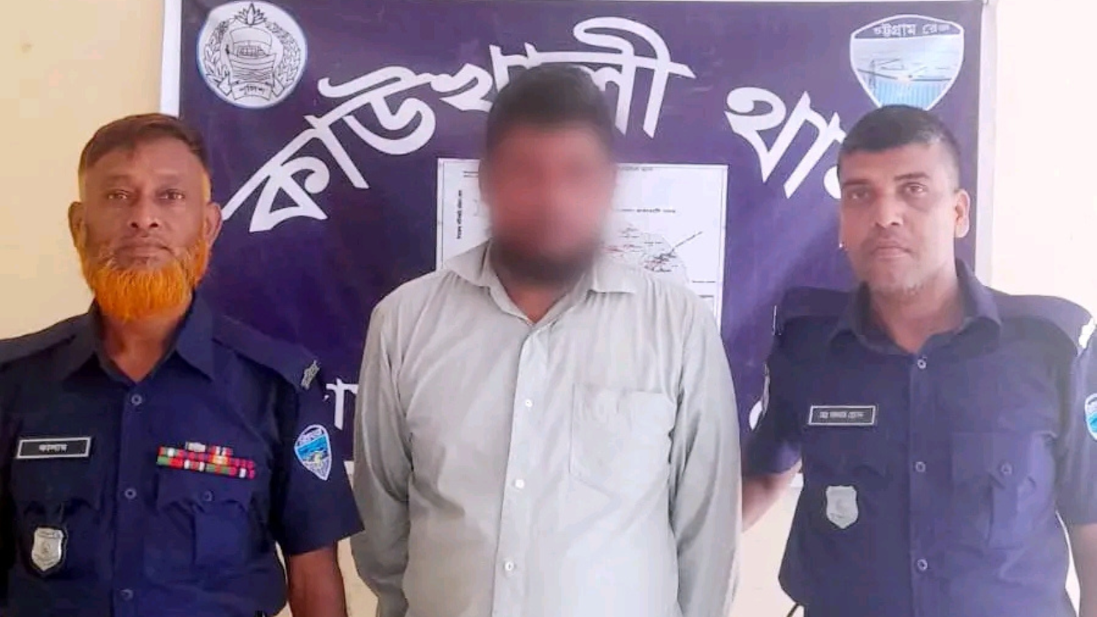 কাউখালীতে পুলিশের অভিযানে ওয়ারেন্টভুক্ত আসামী আটক