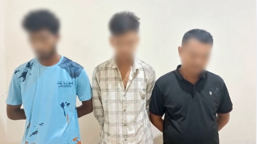 কোতোয়ালী থানার বিশেষ অভিযানে ৫৮ পিস ইয়াবাসহ ৩ মাদক কারবারি গ্রেপ্তার